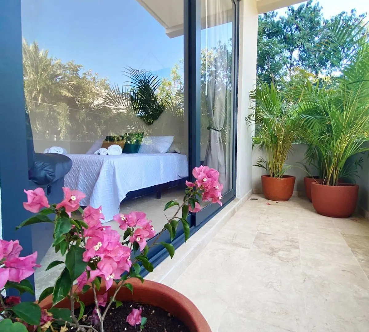 Playa Del Carmen , Wave Living Apartment  Playa del Carmen