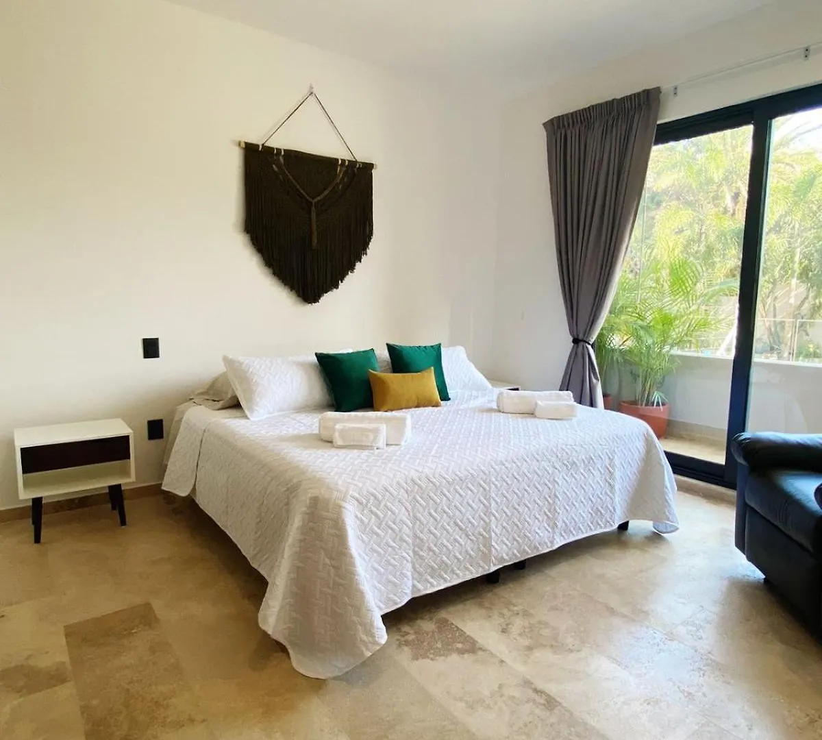 Playa Del Carmen , Wave Living Apartment Mexico