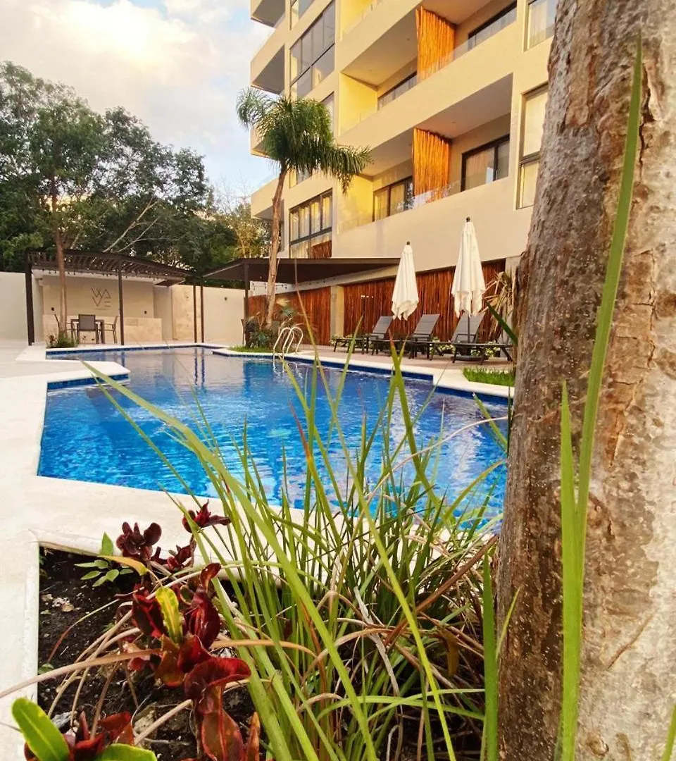 Playa Del Carmen , Wave Living Apartment Mexico